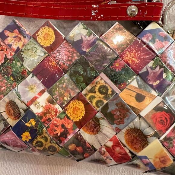 Nahui Ollin Candy Wrapper Multicolor Removable Strap Wristlet Wallet Keychain - Picture 8 of 14